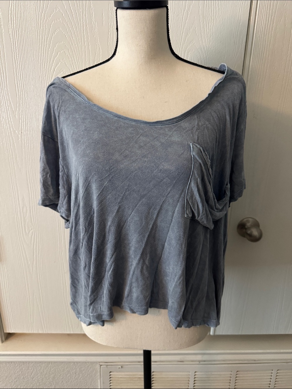 Me to We Washed Slate Blue Short Sleeve Crop Top with Pocket